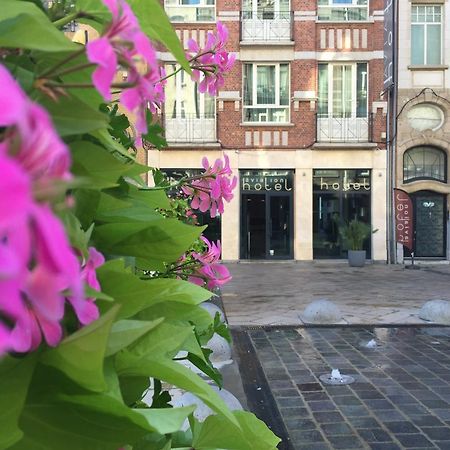 Es Hostel Saint-Gilles エクステリア 写真