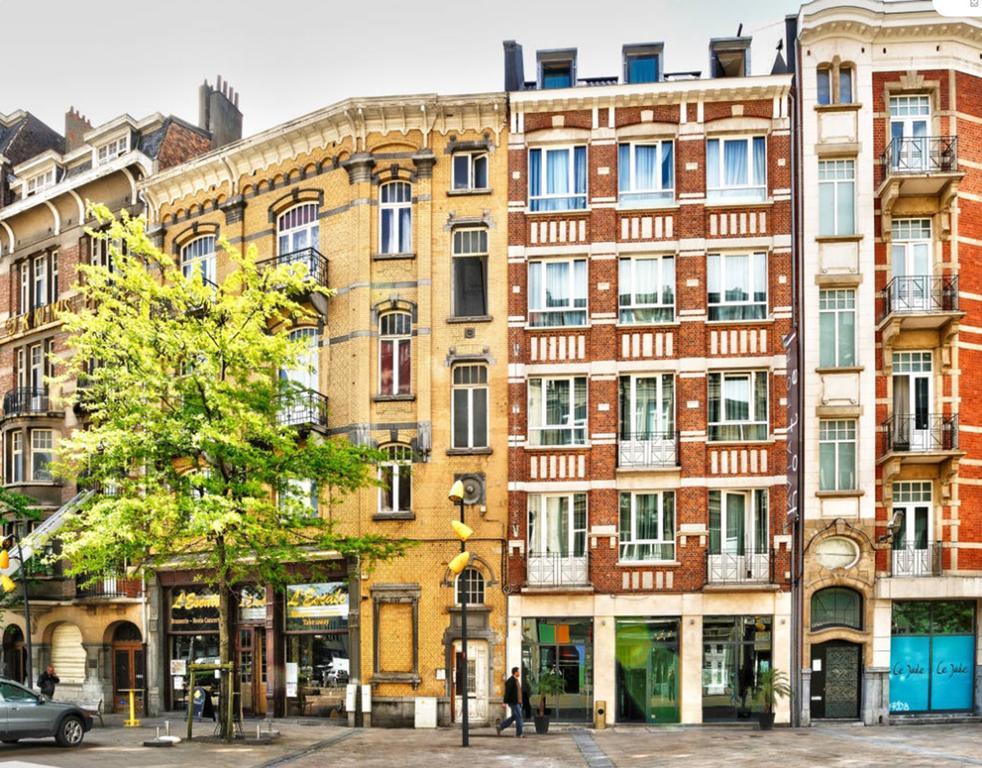 Es Hostel Saint-Gilles エクステリア 写真